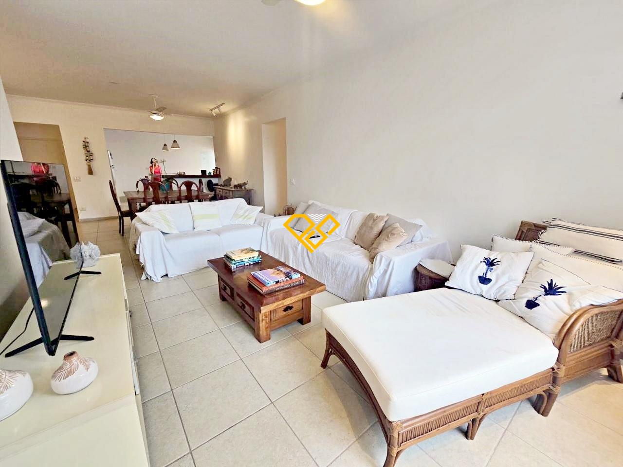 Apartamento à venda no Ponta da Praia: Sala