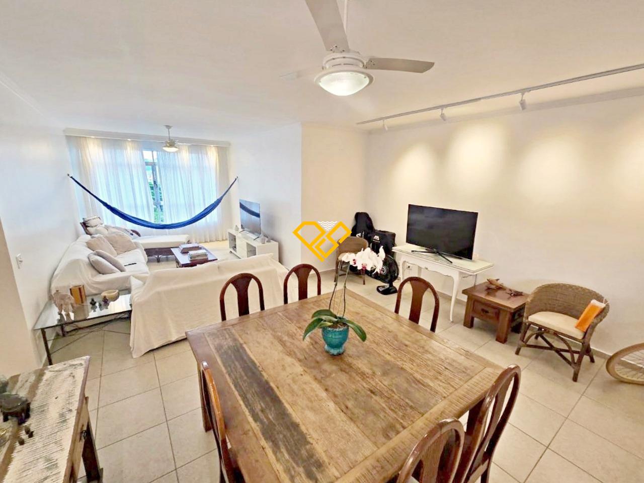 Apartamento à venda no Ponta da Praia: Sala