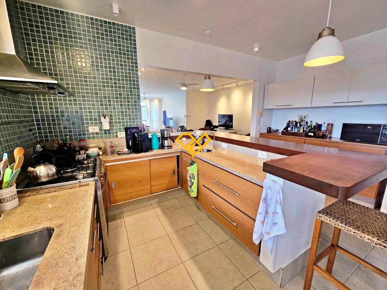 Apartamento à venda no Ponta da Praia: Cozinha