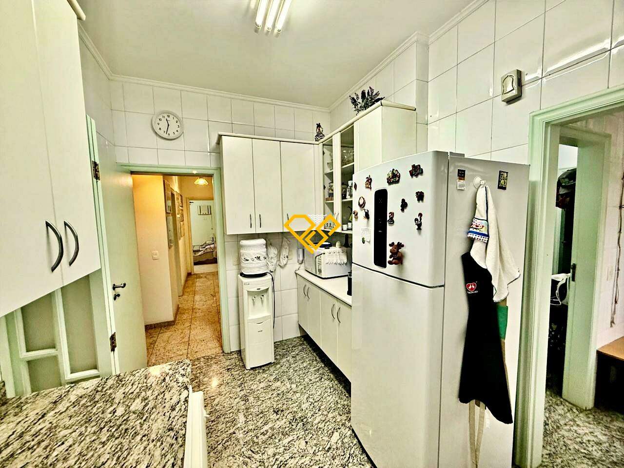 Apartamento à venda no Embaré: Cozinha