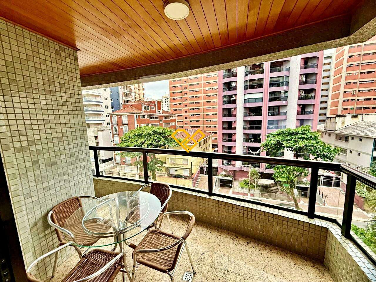 Apartamento à venda no Embaré: Varanda da sala