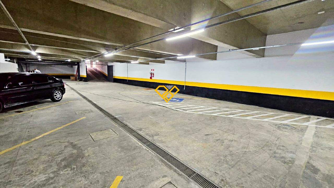Prédio Comercial para aluguel no Centro: 