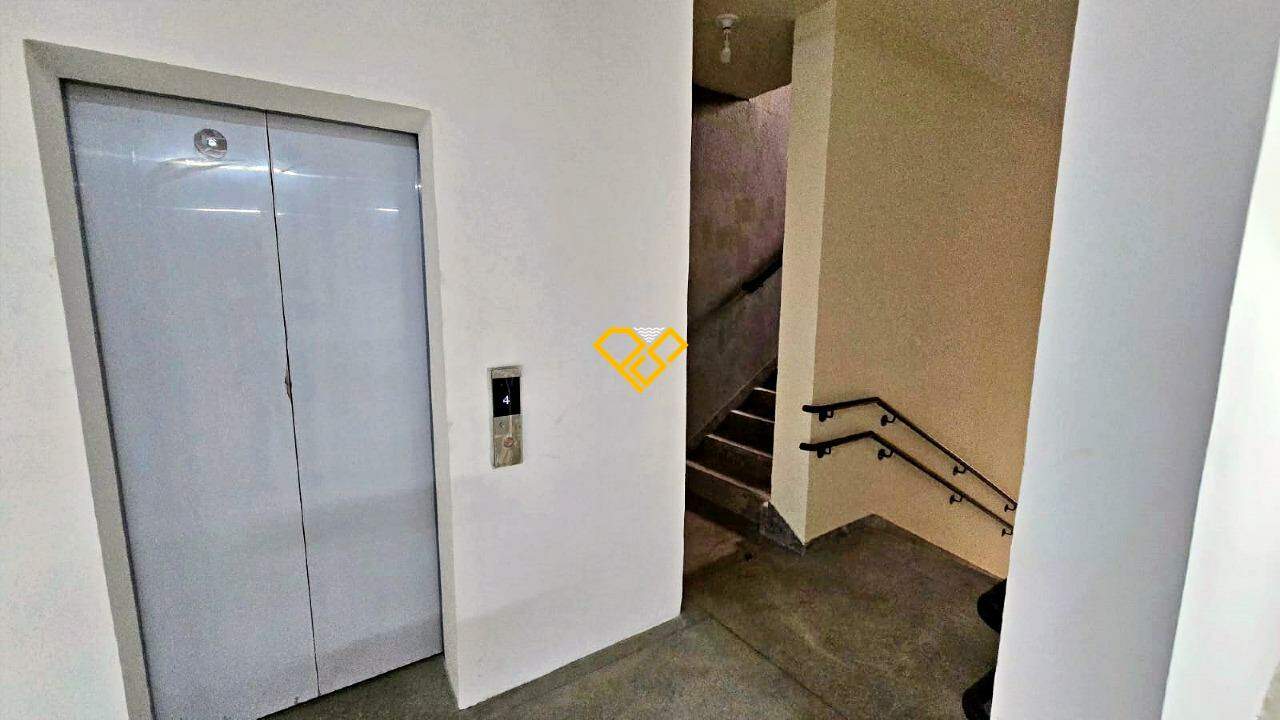 Prédio Comercial para aluguel no Centro: 