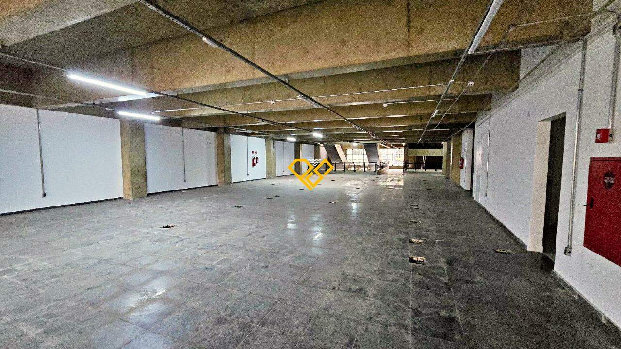 Prédio Comercial para aluguel no Centro: 