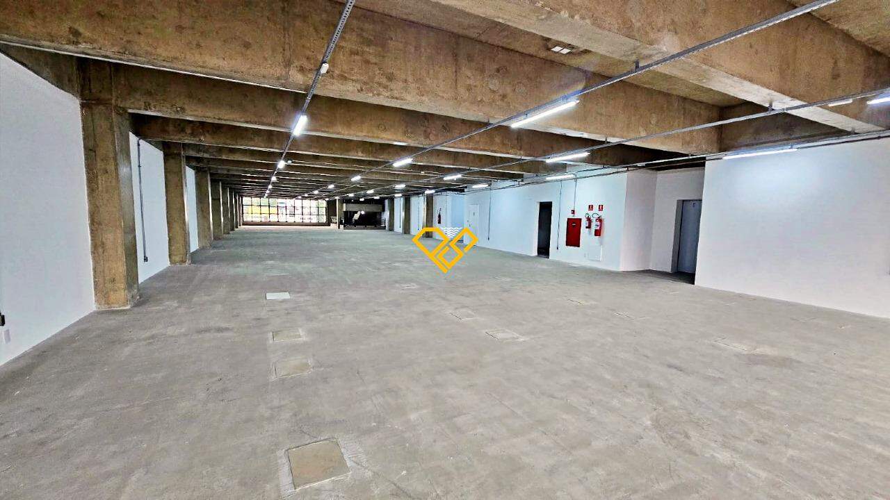 Prédio Comercial para aluguel no Centro: 