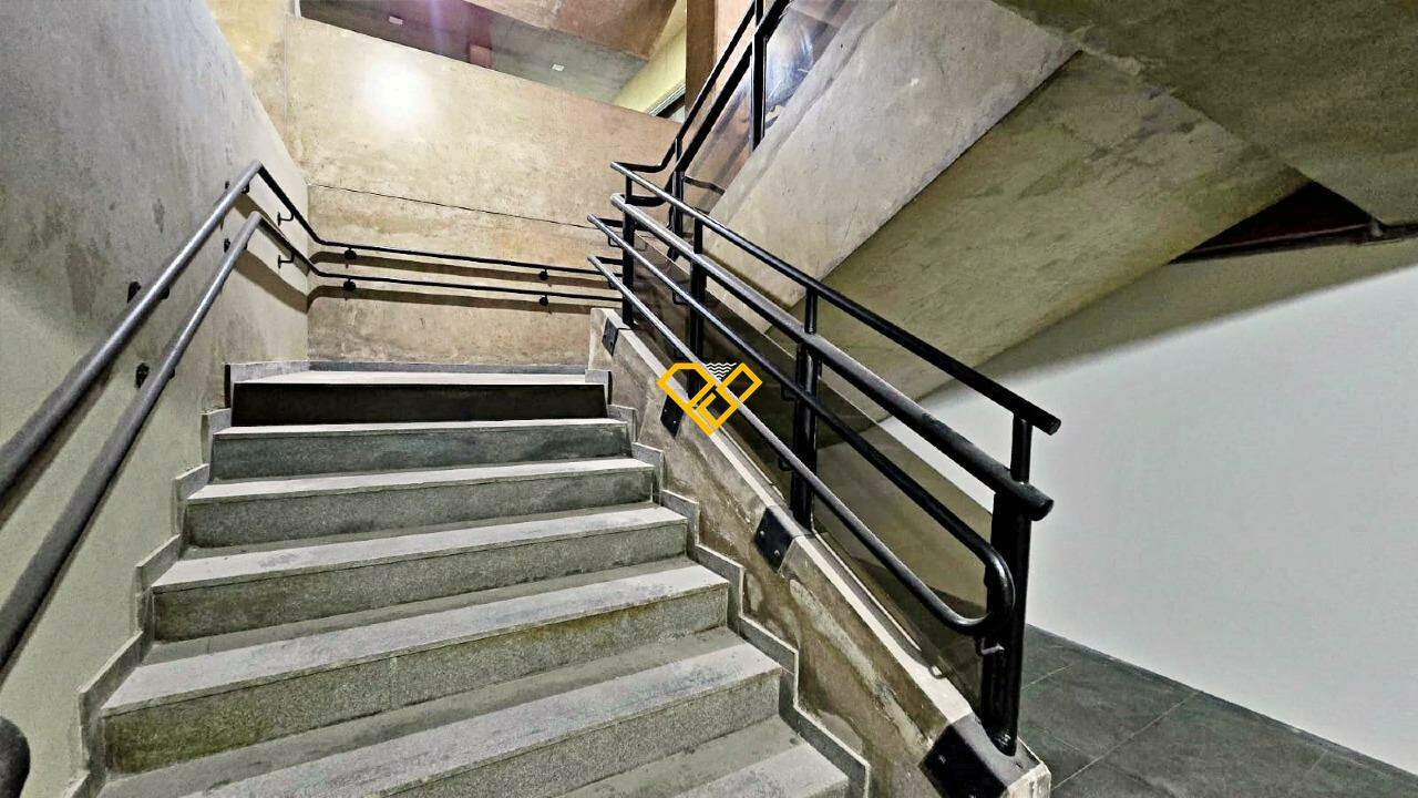 Prédio Comercial para aluguel no Centro: 