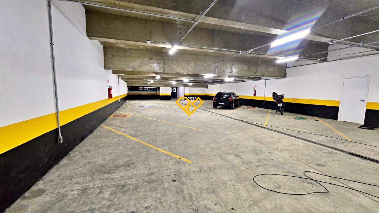 Prédio Comercial para aluguel no Centro: 