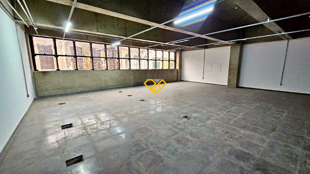 Prédio Comercial para aluguel no Centro: 