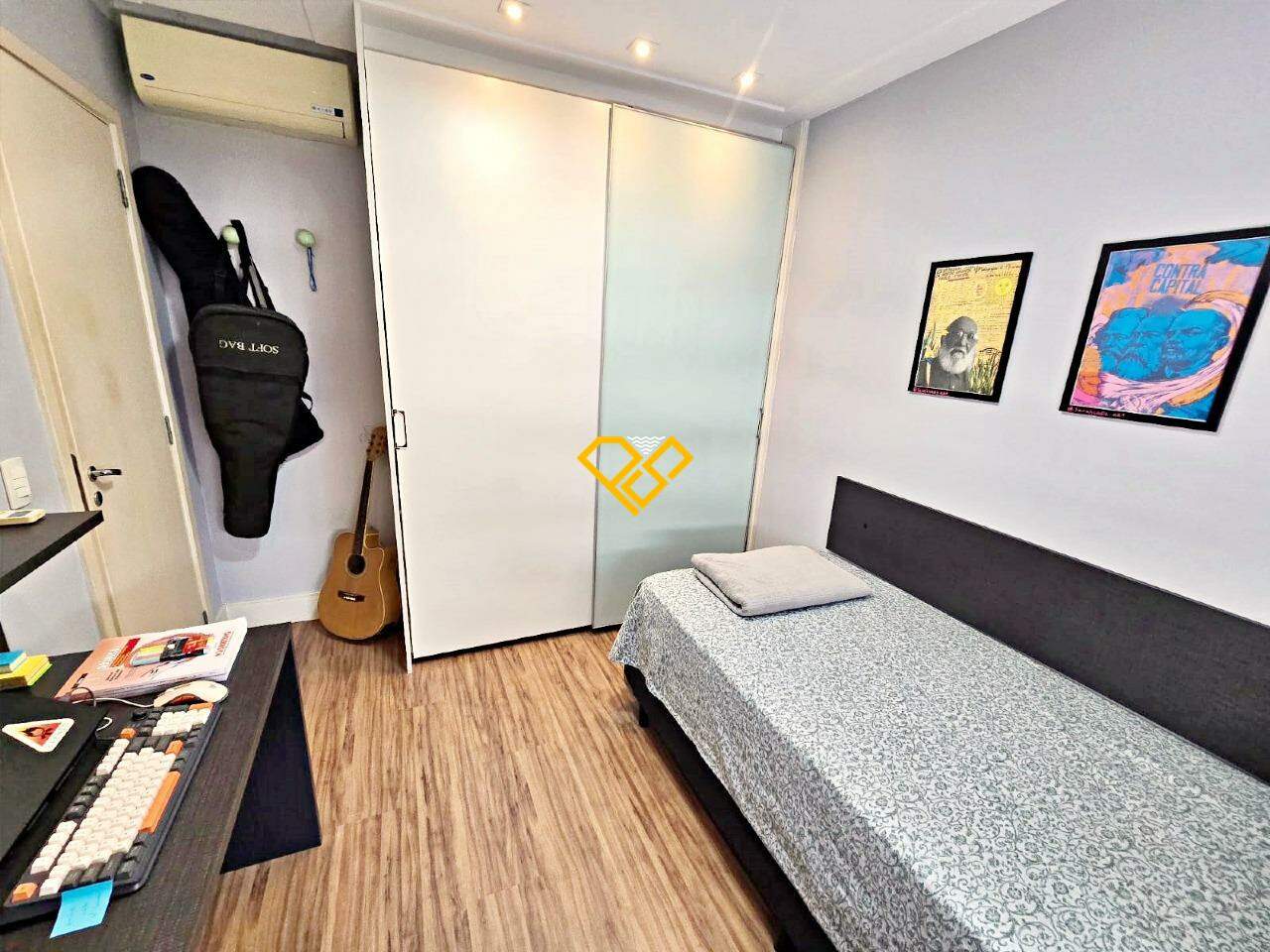Apartamento à venda no Ponta da Praia: Dormitório 3