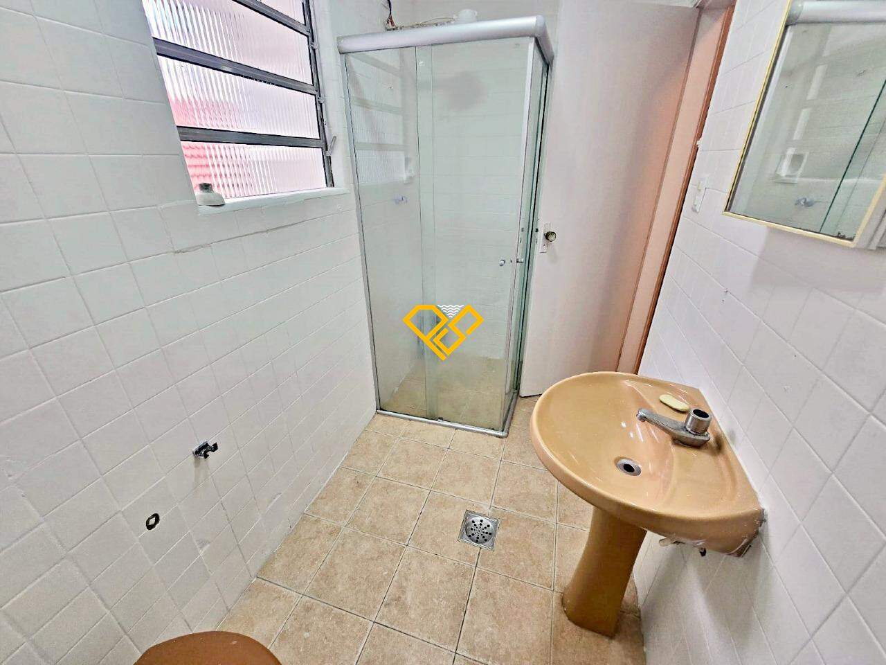 Apartamento à venda no Embaré: Wc social