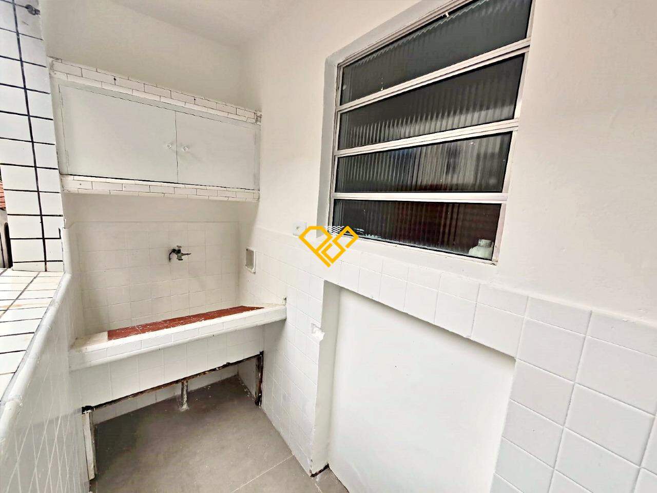 Apartamento à venda no Embaré: Área de serviço