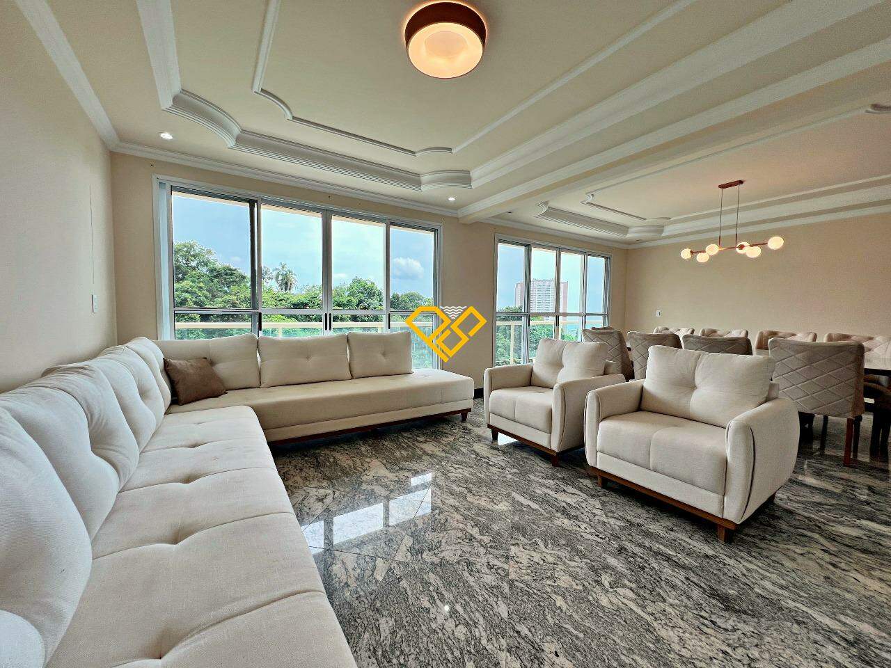 Casa para aluguel no Santa Terezinha: sala de estar