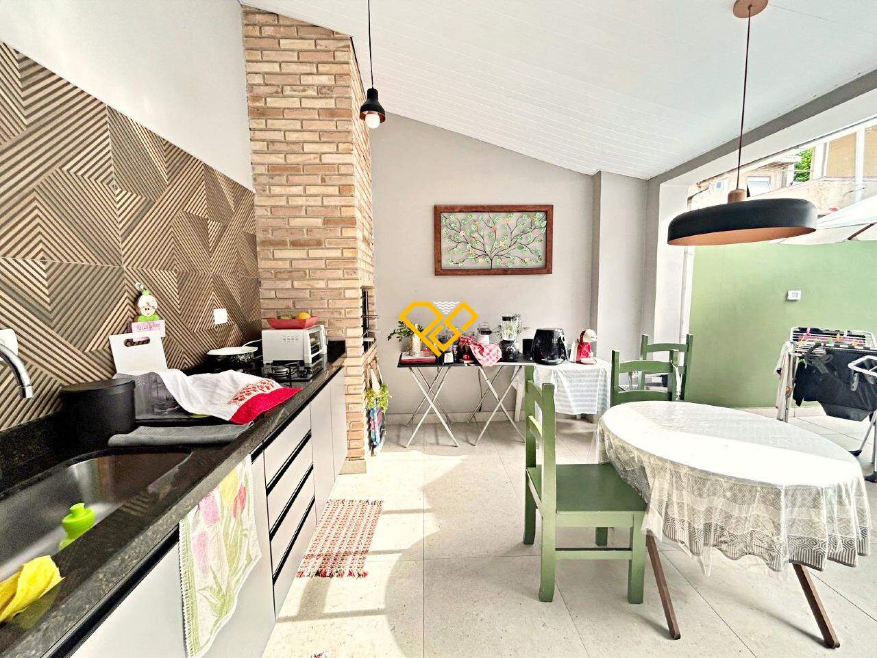 Casa à venda no Vila Belmiro: Espaço gourmet com churrasqueira