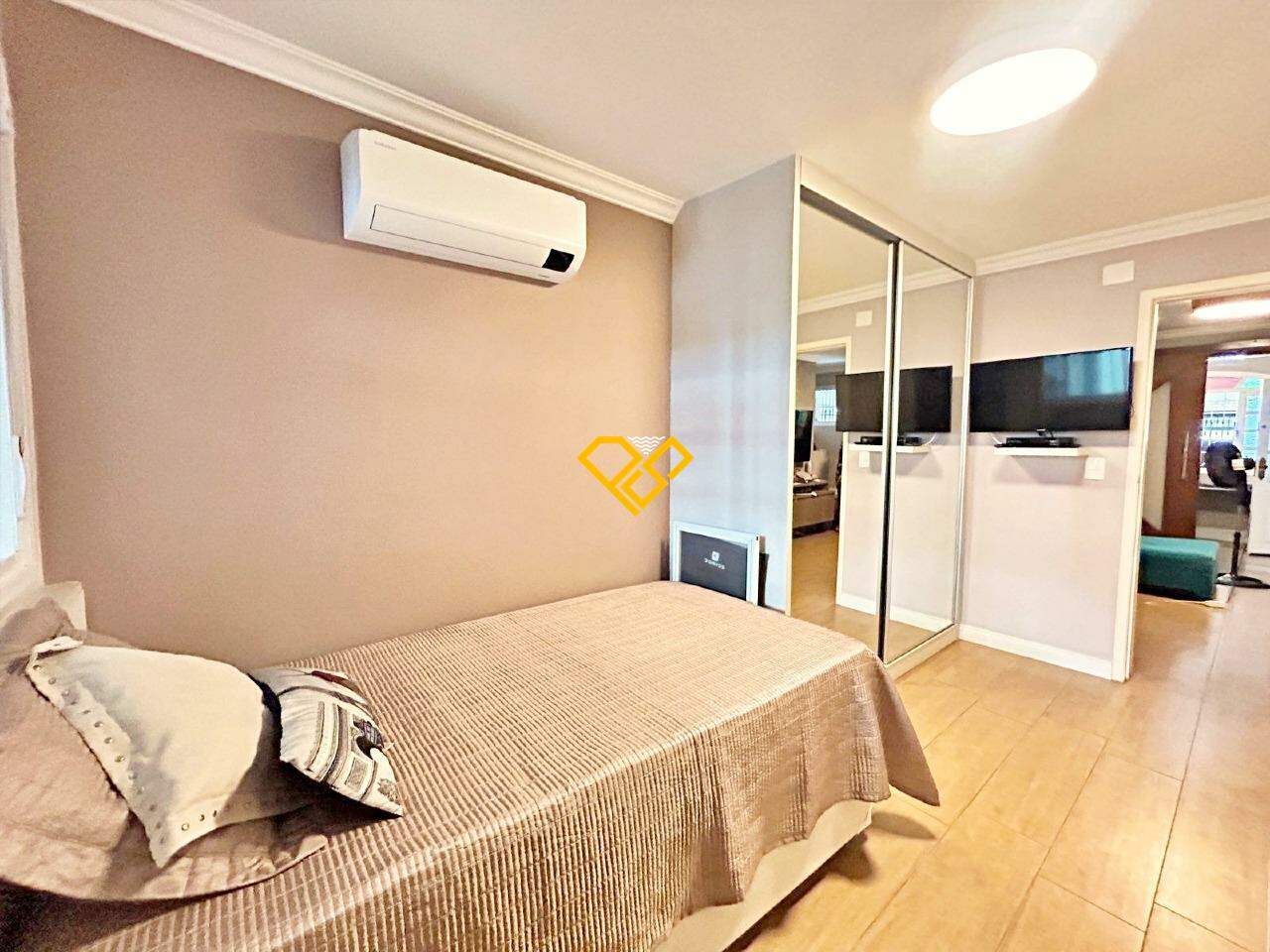 Casa à venda no Vila Belmiro: Dormitório 1 - suíte
