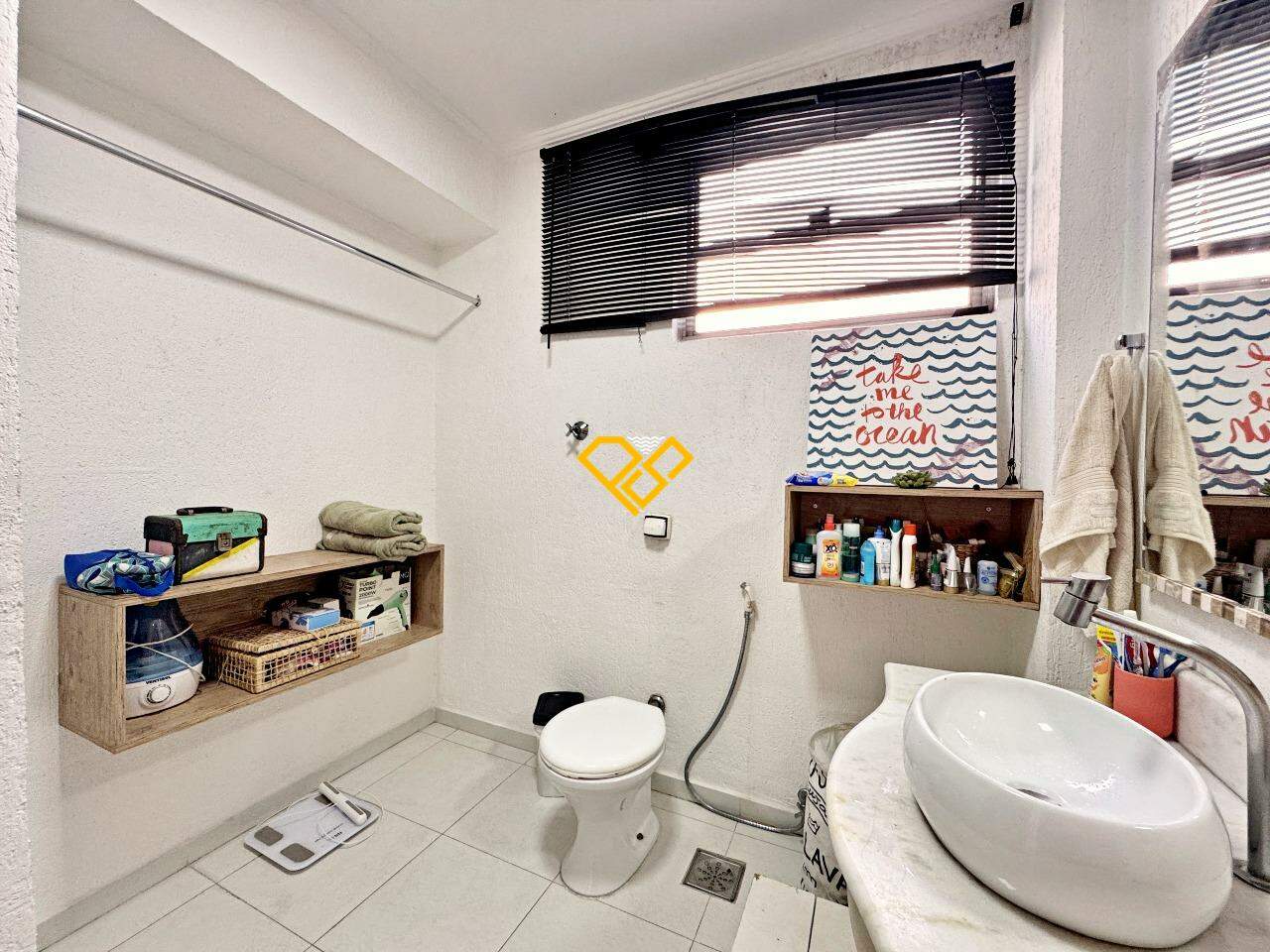 Apartamento à venda no Embaré: Wc social