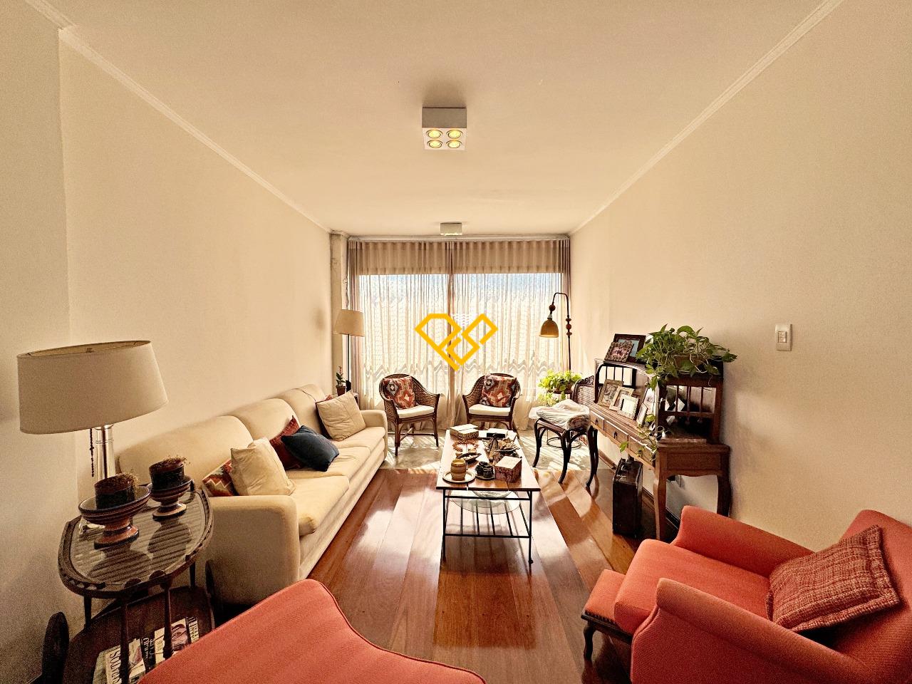 Cobertura à venda no Embaré: Sala 1° andar