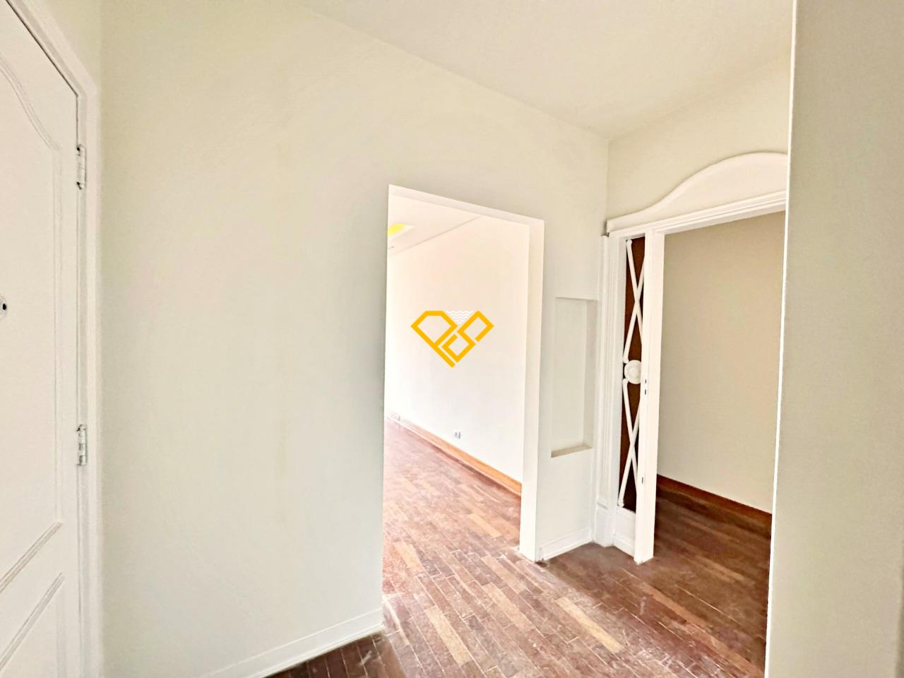 Apartamento para aluguel no Ponta da Praia: hall antesala