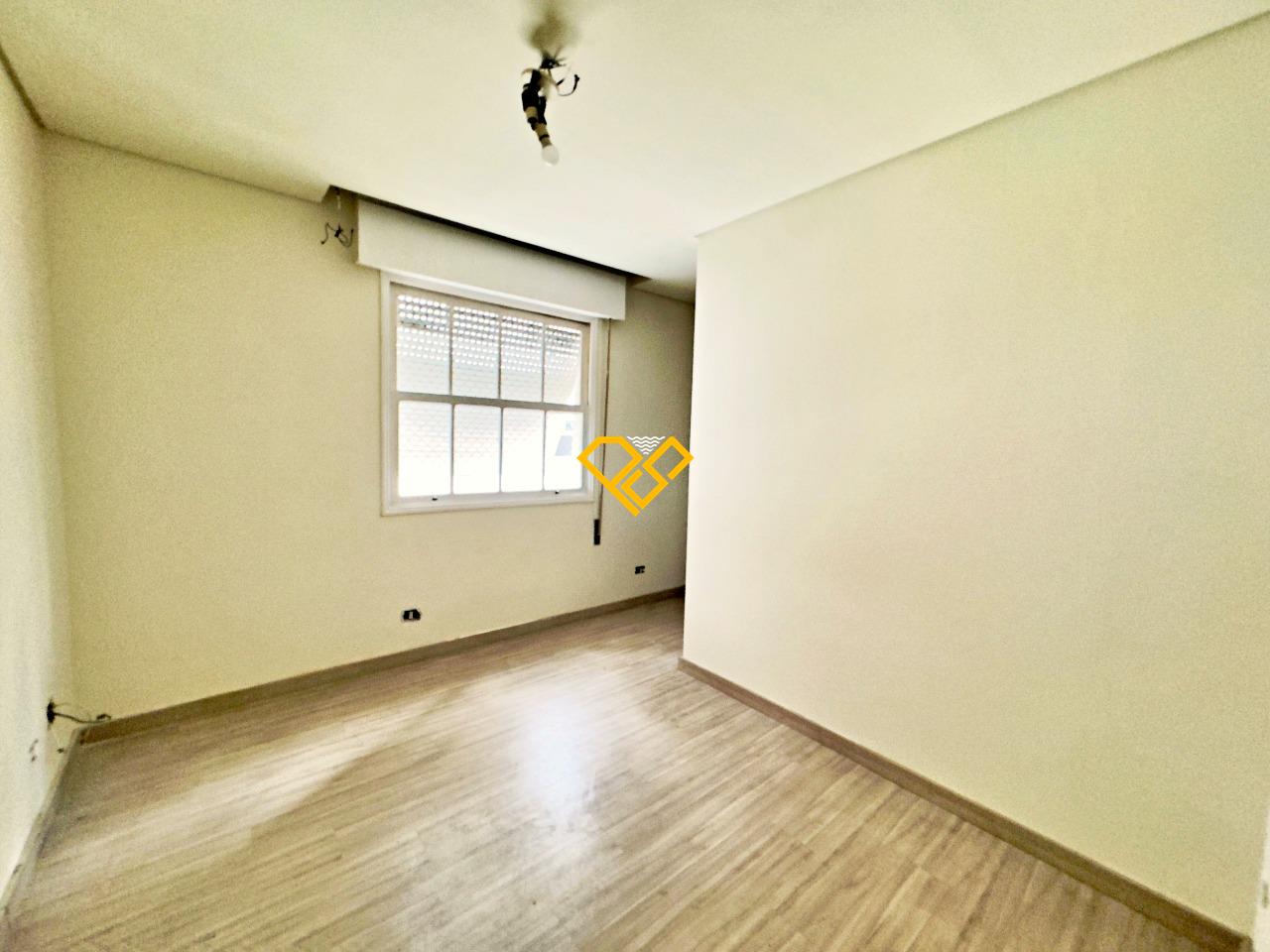 Apartamento para aluguel no Ponta da Praia: Dormitório 3