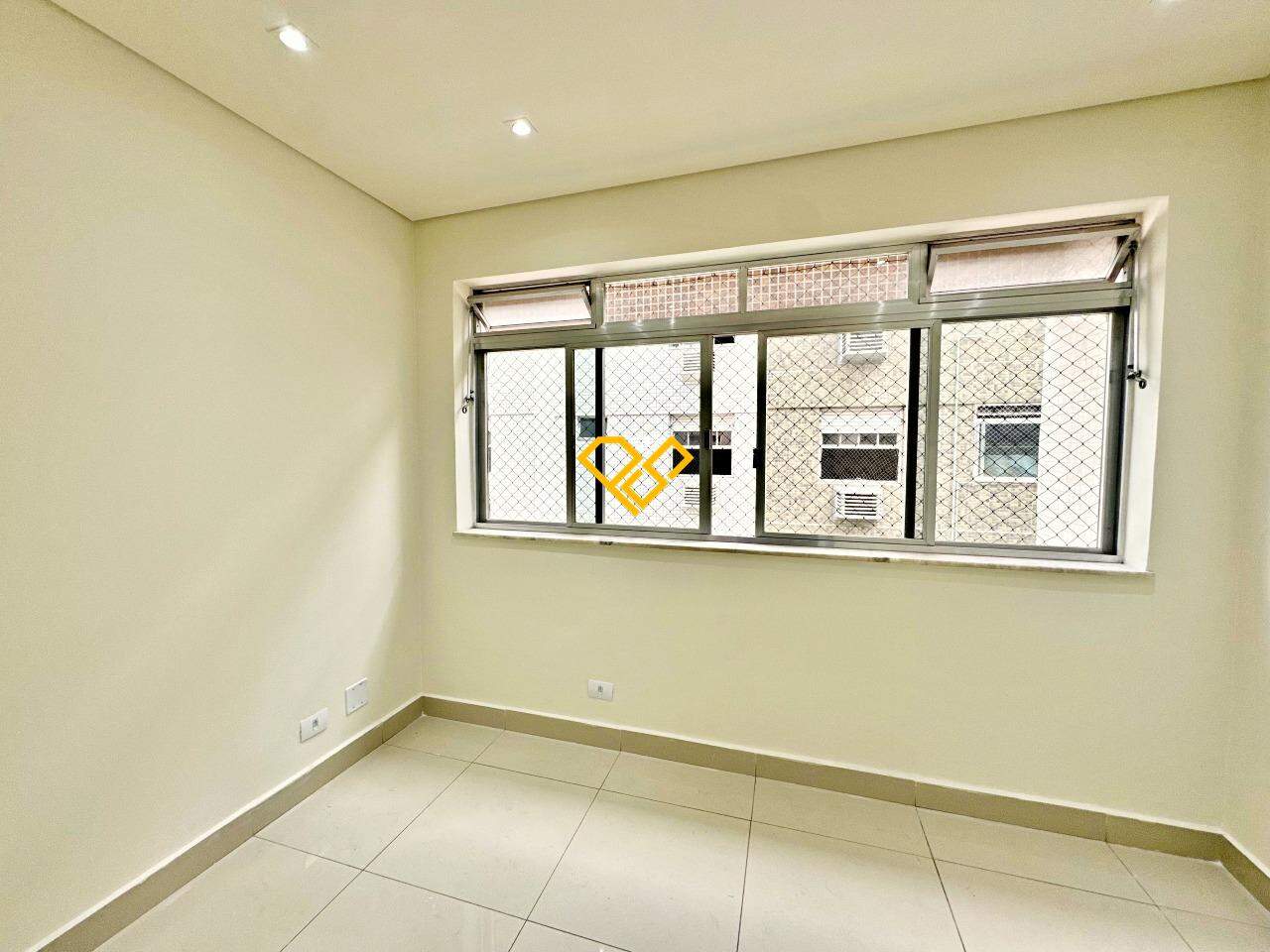 Apartamento para aluguel no Ponta da Praia: Escritório