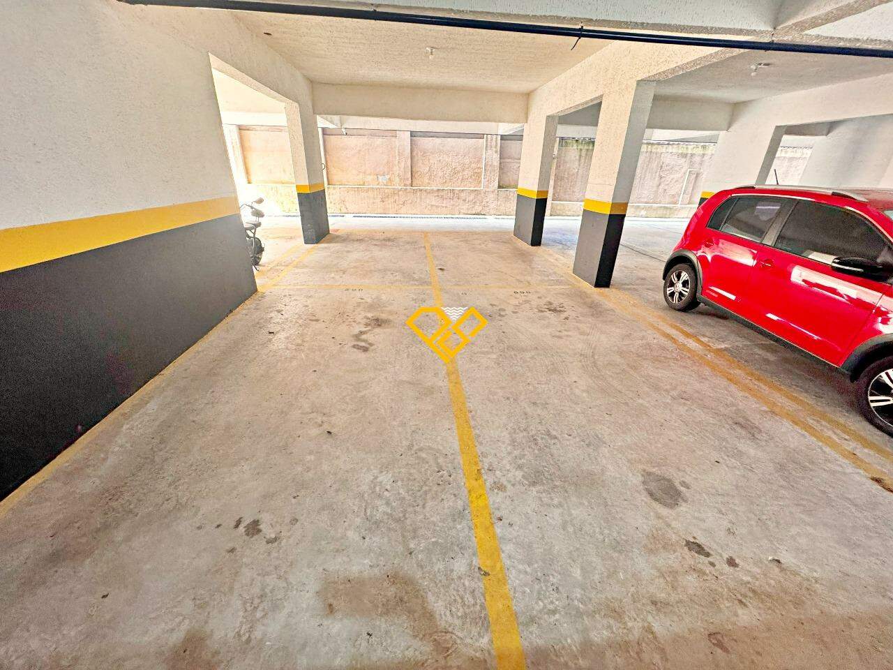 Apartamento à venda no Macuco: Garagem
