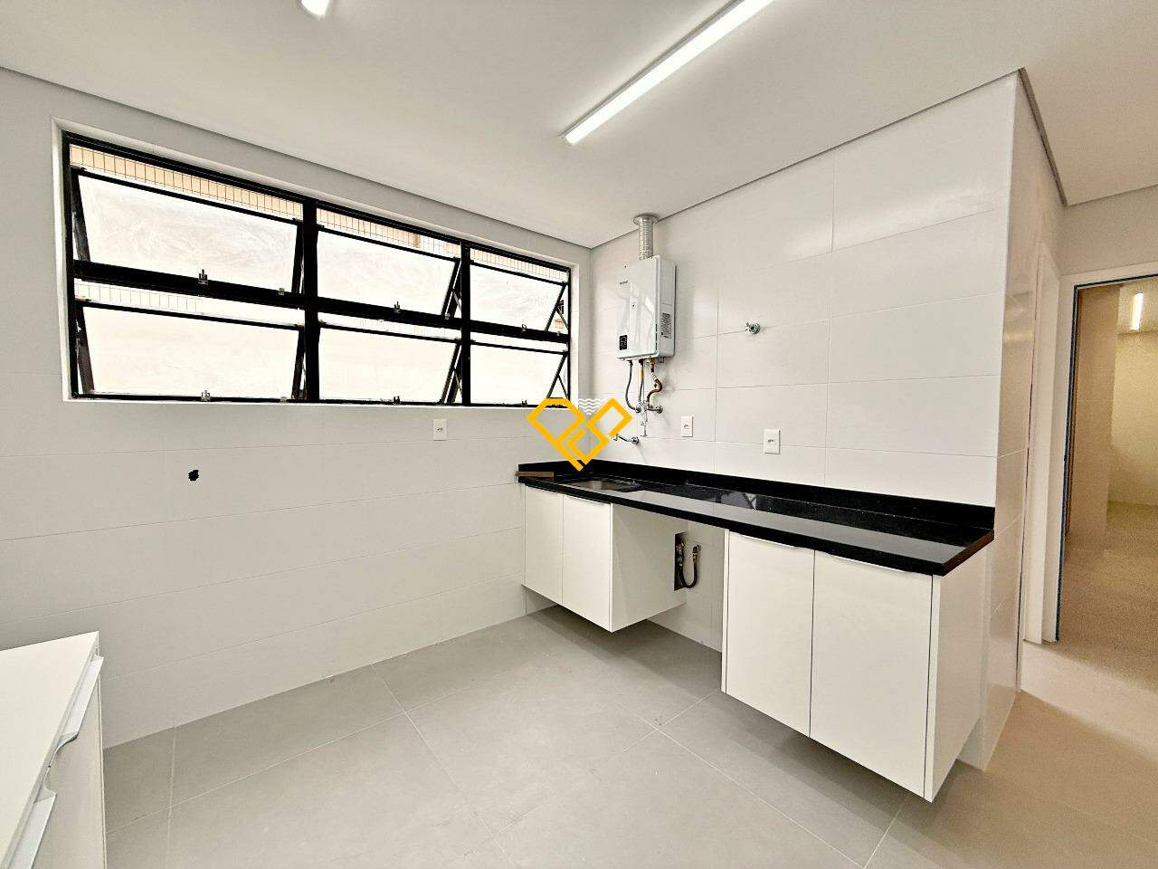 Apartamento à venda no Aparecida: Área de serviço