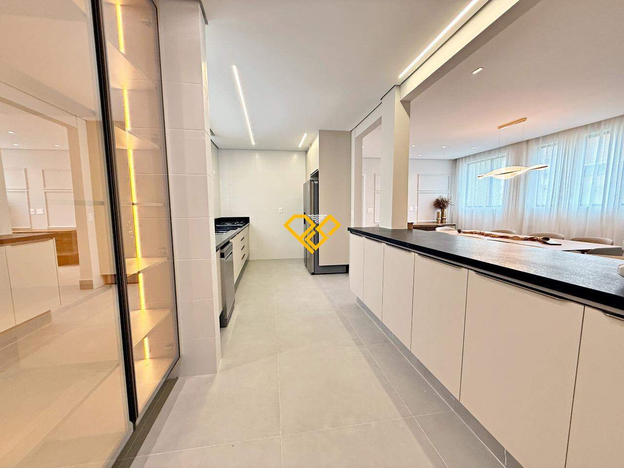 Apartamento à venda no Aparecida: Cozinha