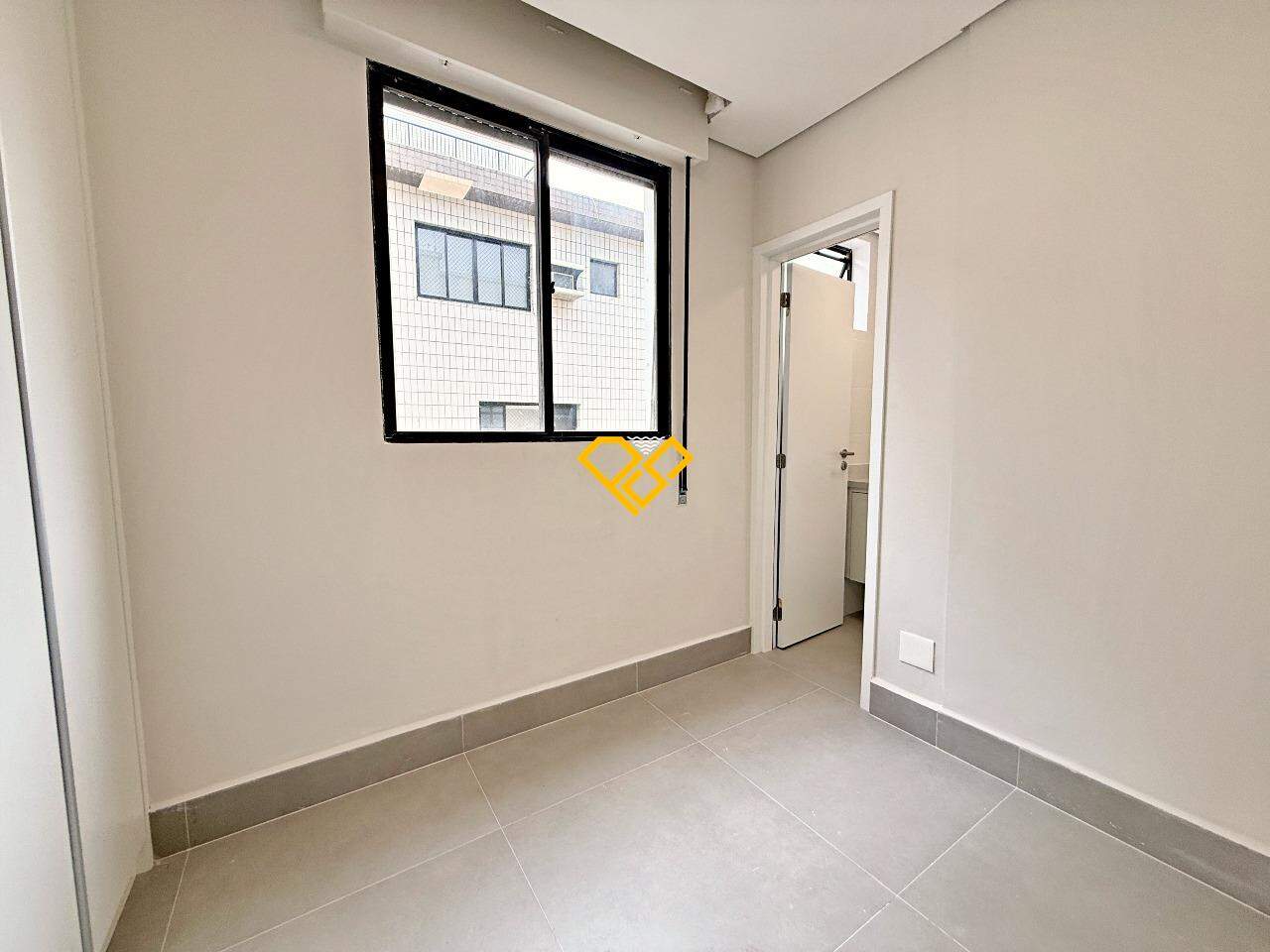 Apartamento à venda no Aparecida: Dependência