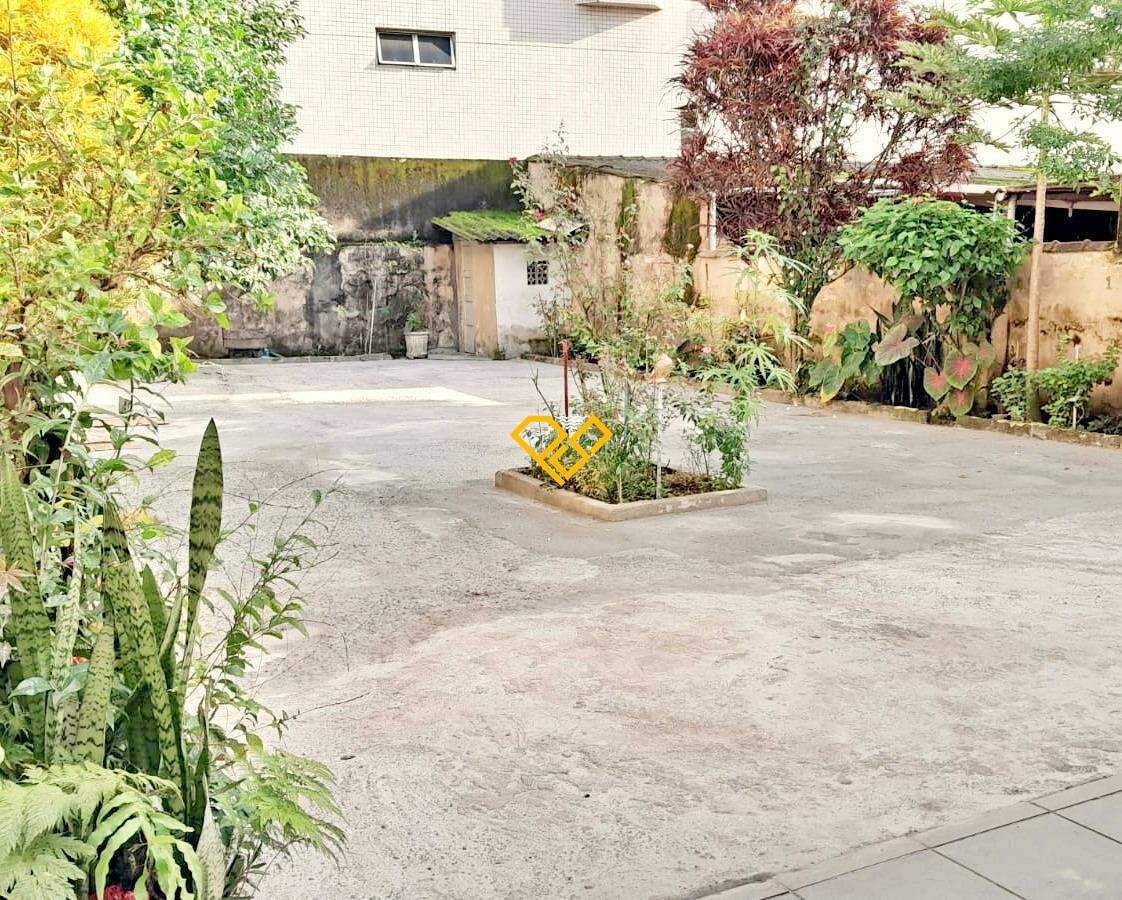 Casa à venda no Ponta da Praia: Área comum