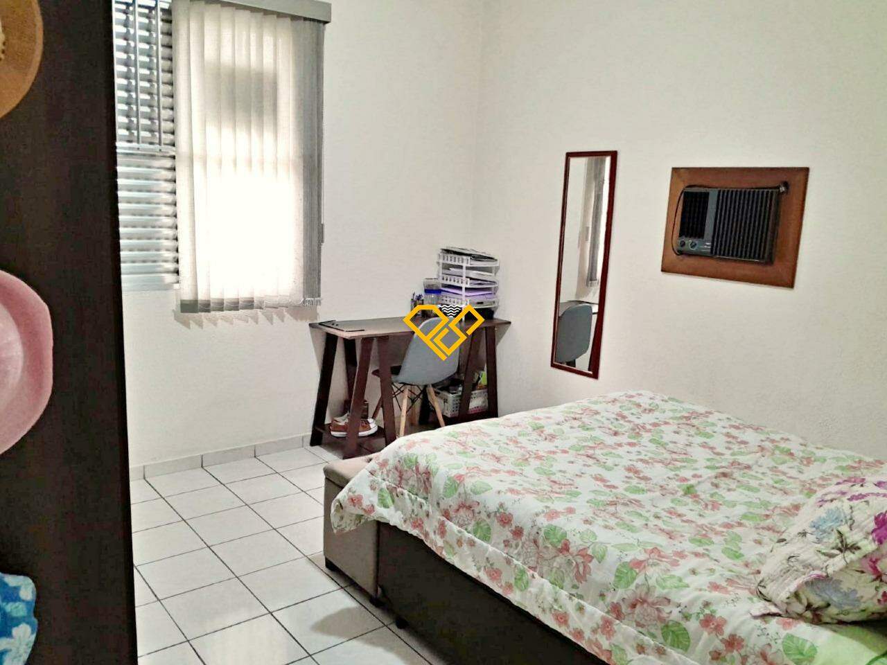 Casa à venda no Ponta da Praia: Dormitório 1