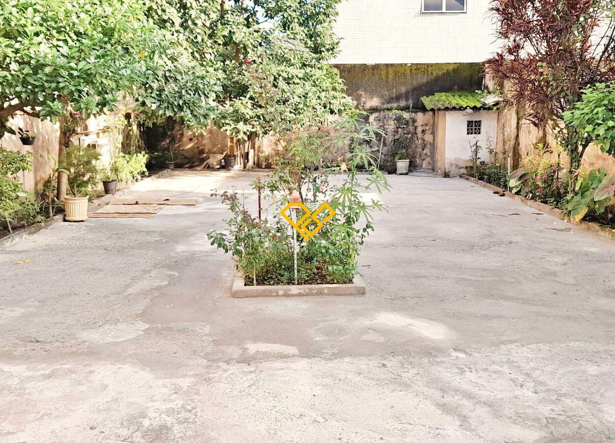 Casa à venda no Ponta da Praia: Área comum