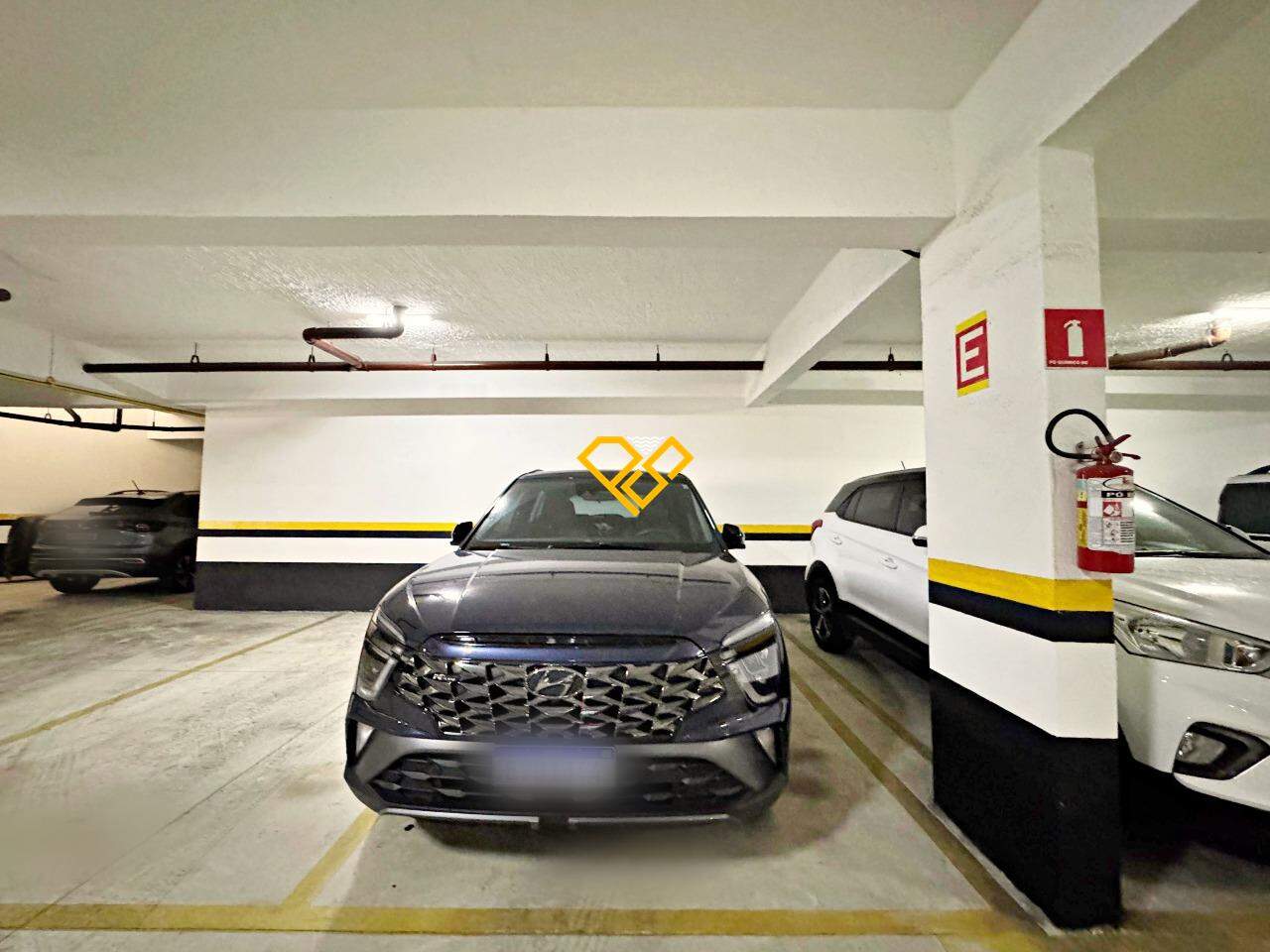 Apartamento à venda no Gonzaga: Garagem