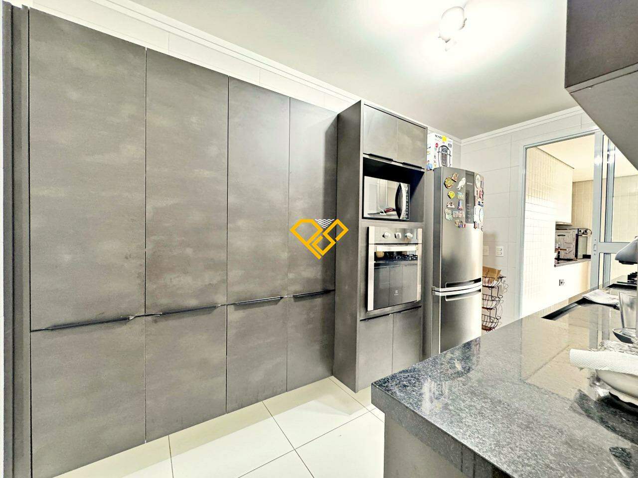 Apartamento à venda no Gonzaga: Cozinha