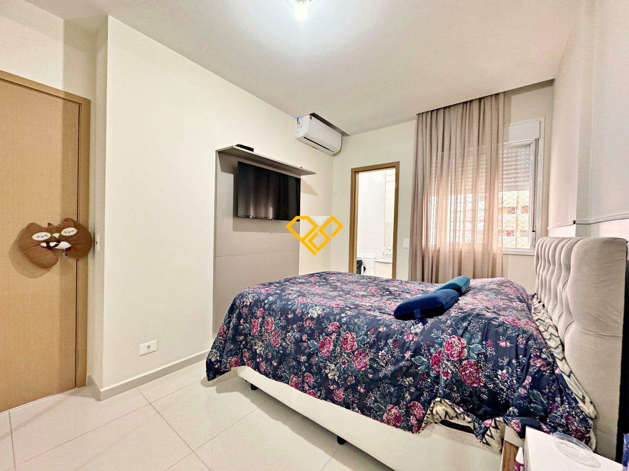 Apartamento à venda no Gonzaga: Suíte 1