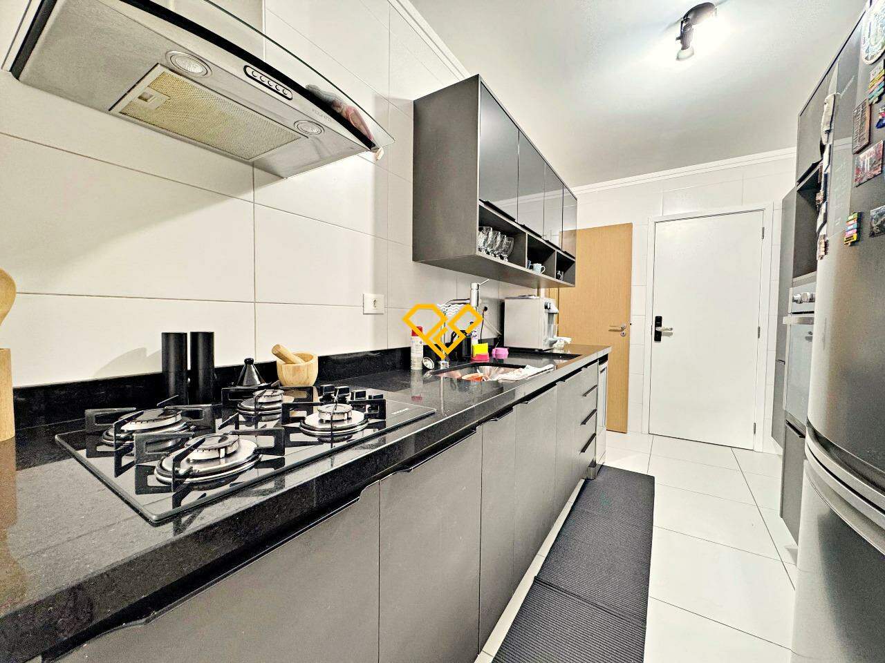 Apartamento à venda no Gonzaga: Cozinha