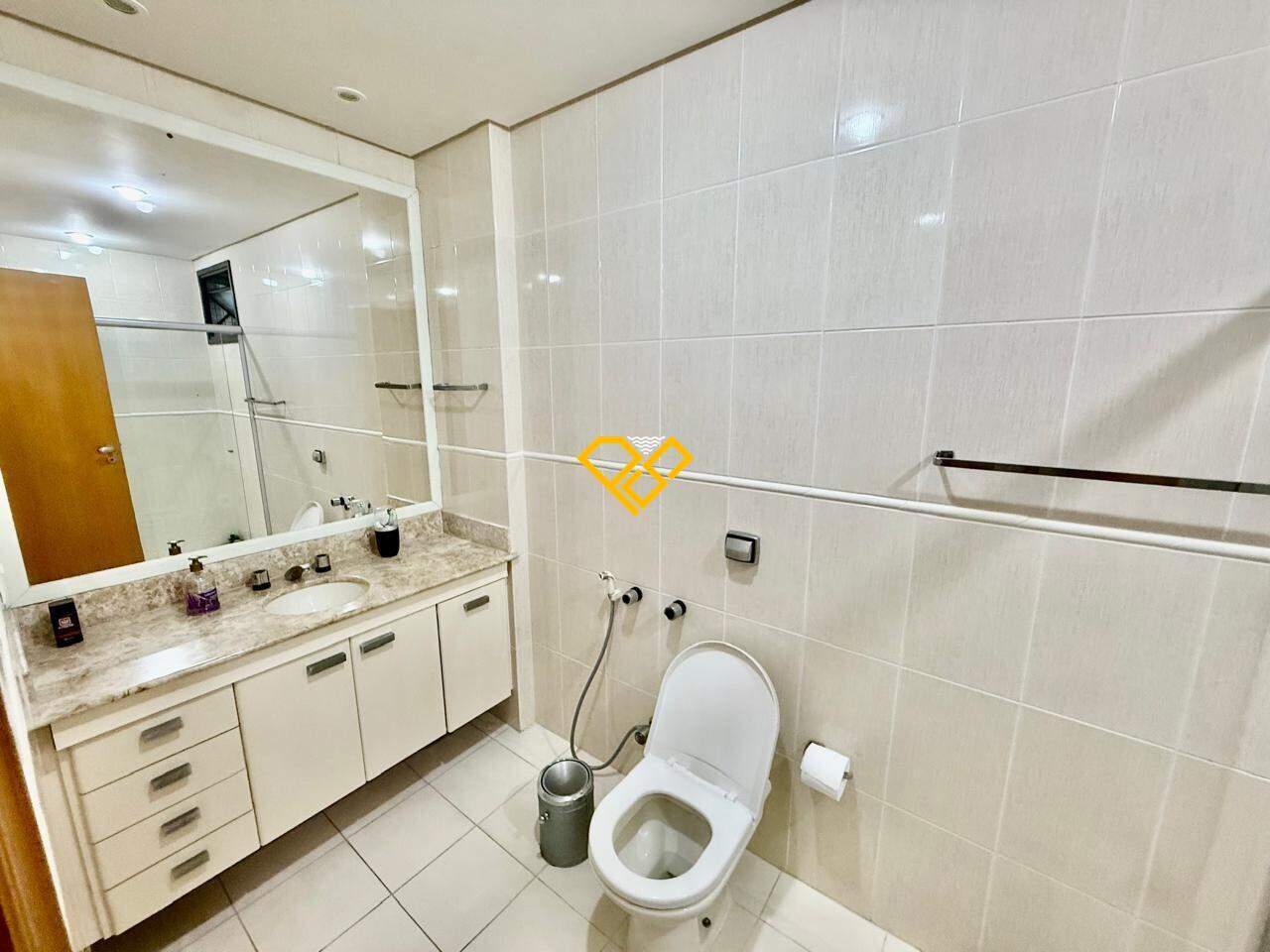 Apartamento à venda no Embaré: Wc suíte 3