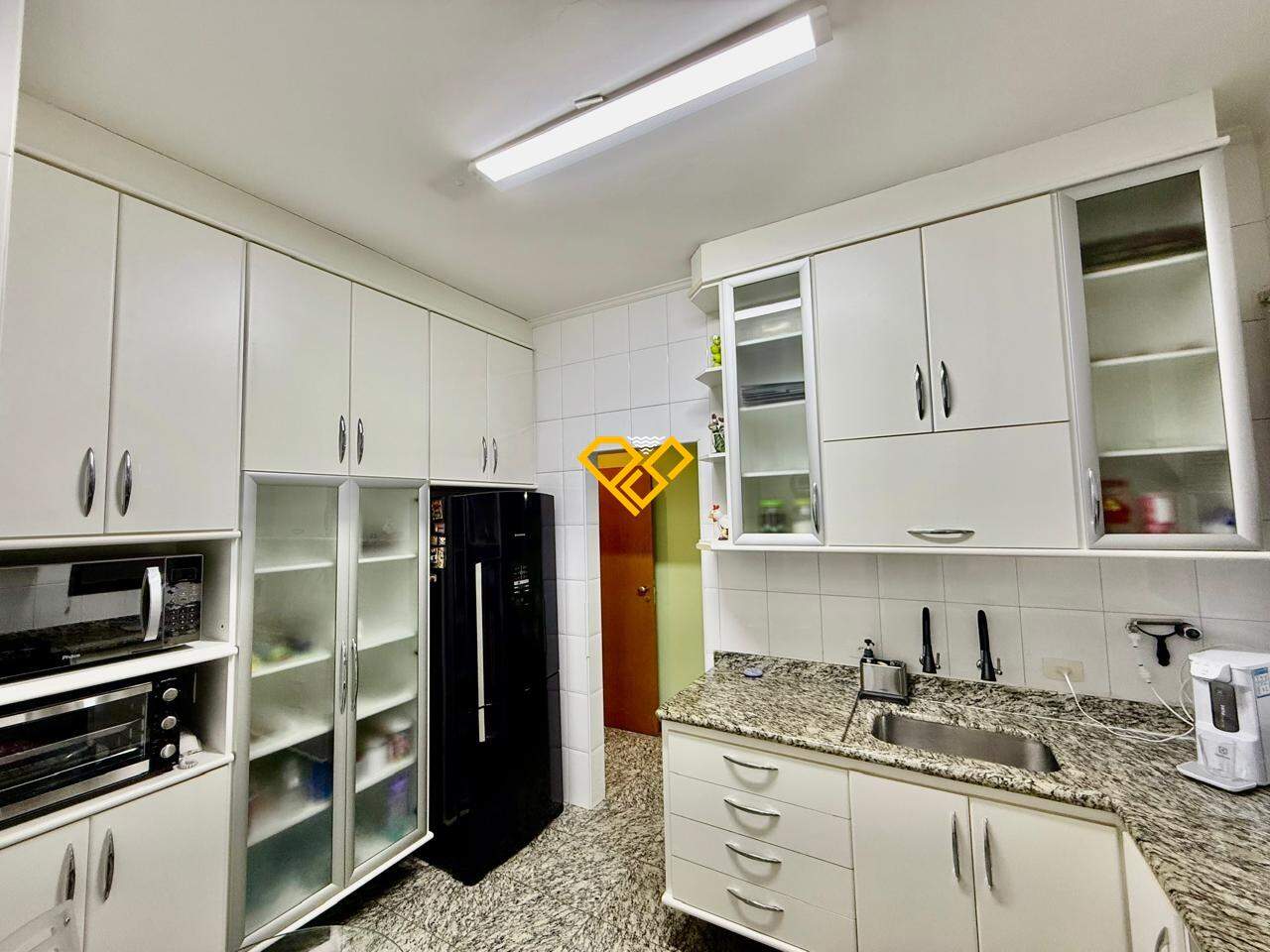 Apartamento à venda no Embaré: Cozinha