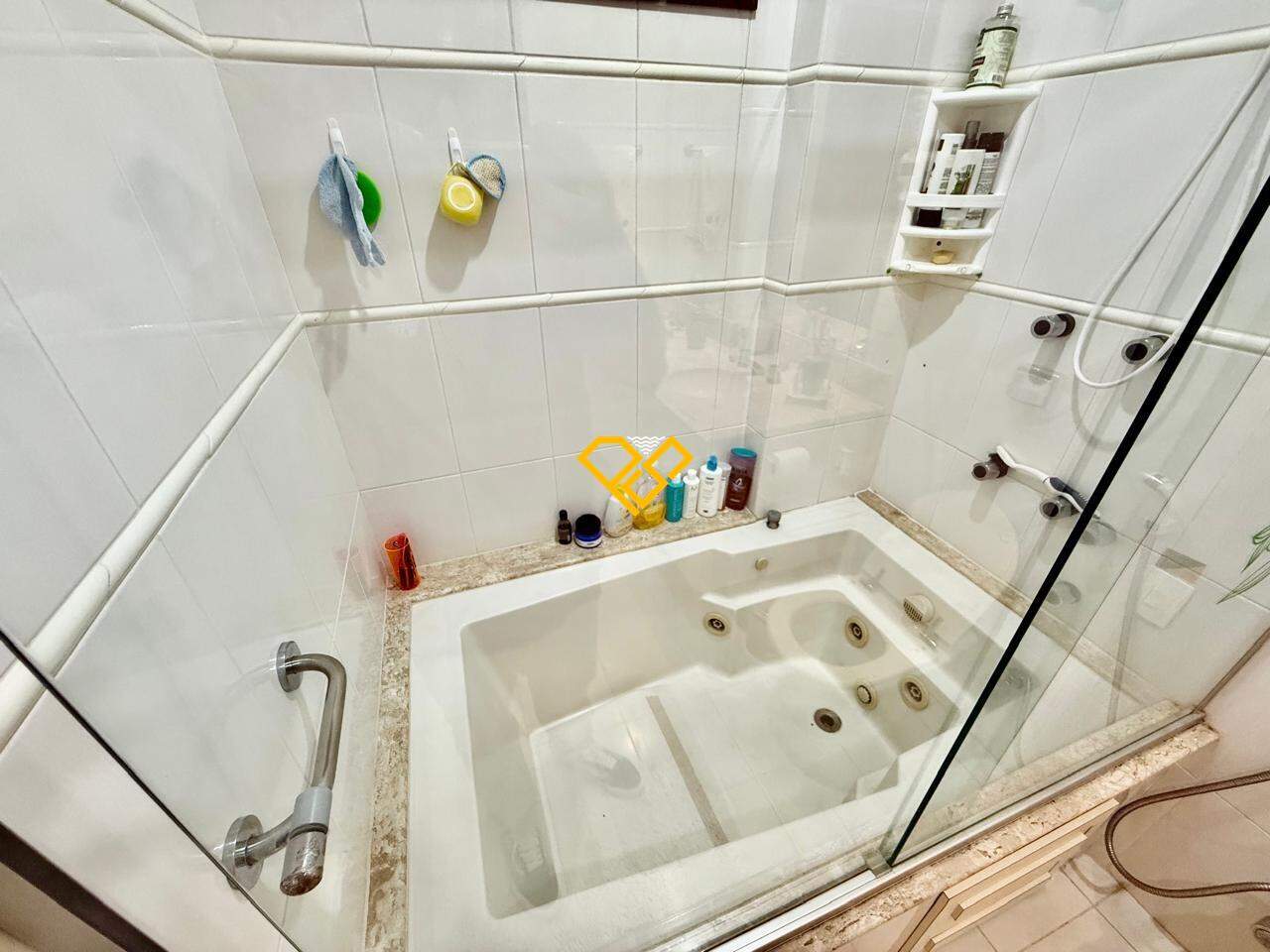 Apartamento à venda no Embaré: Wc suíte 2