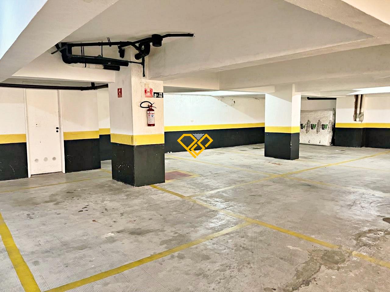 Apartamento à venda no Aparecida: Garagem