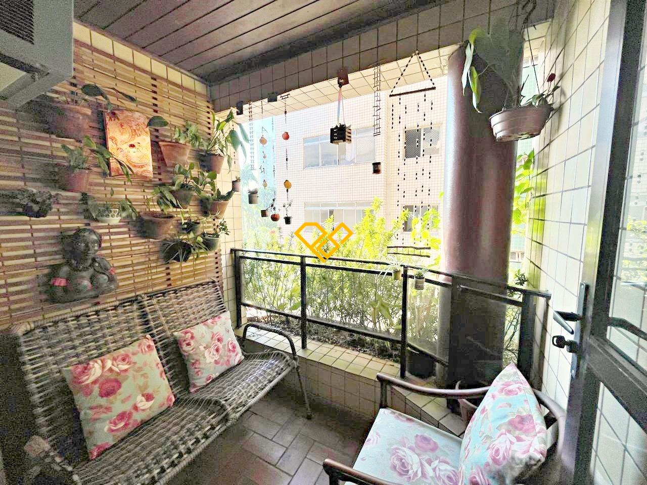 Apartamento à venda no Aparecida: Varanda