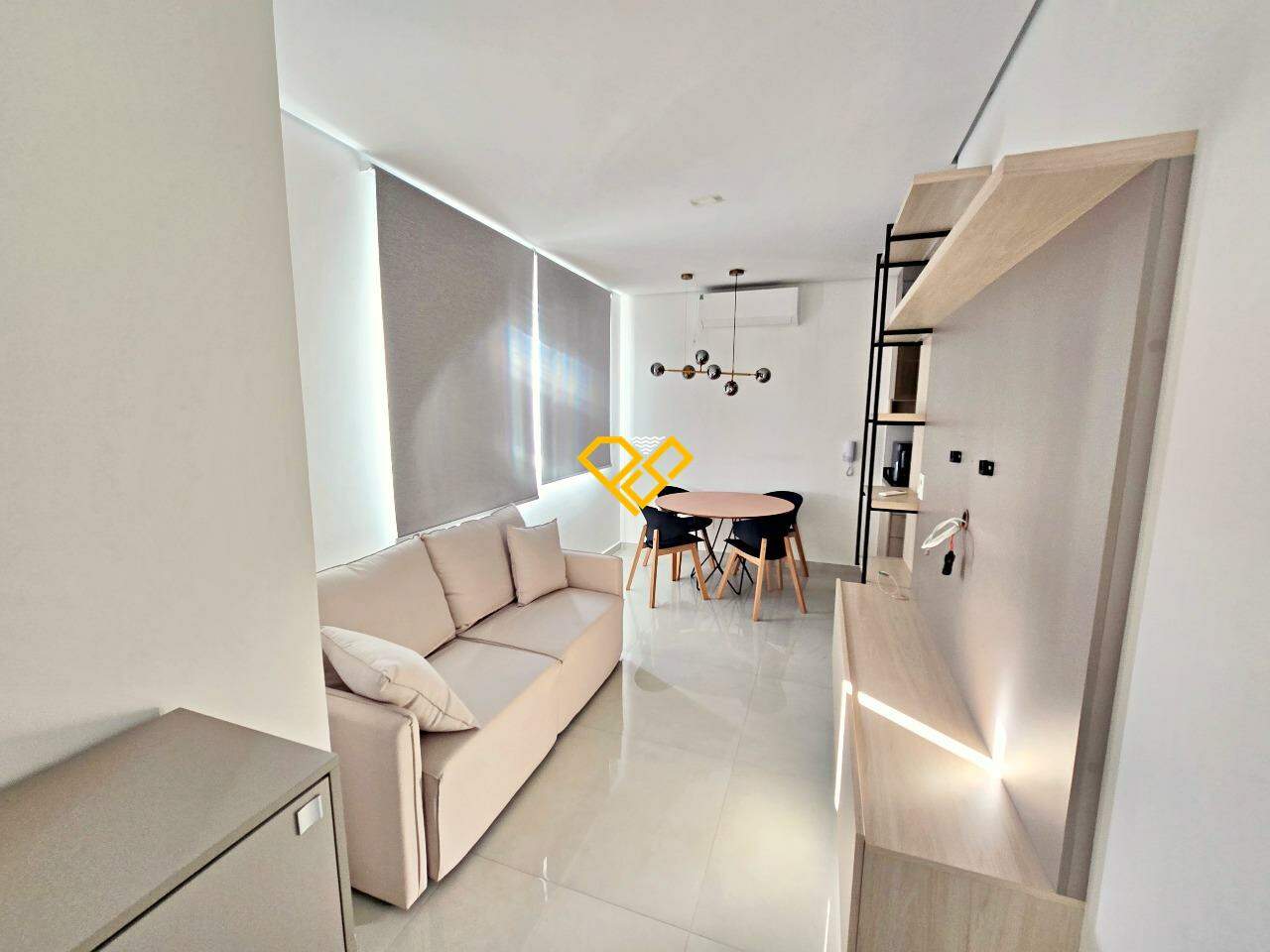 Apartamento à venda no Ponta da Praia: Sala