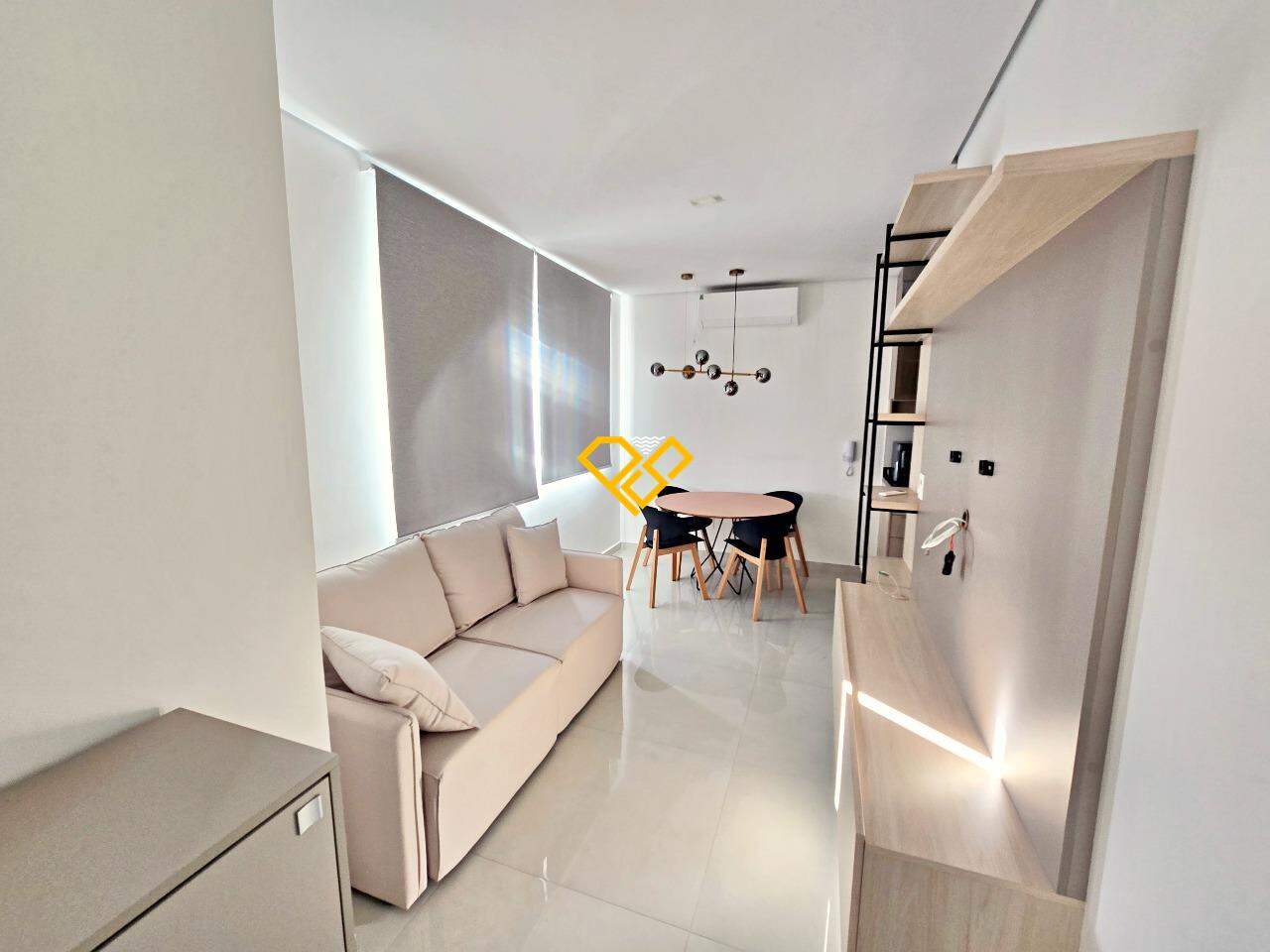 Apartamento para aluguel no Ponta da Praia: Sala