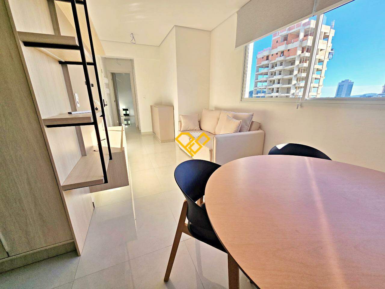 Apartamento para aluguel no Ponta da Praia: Sala