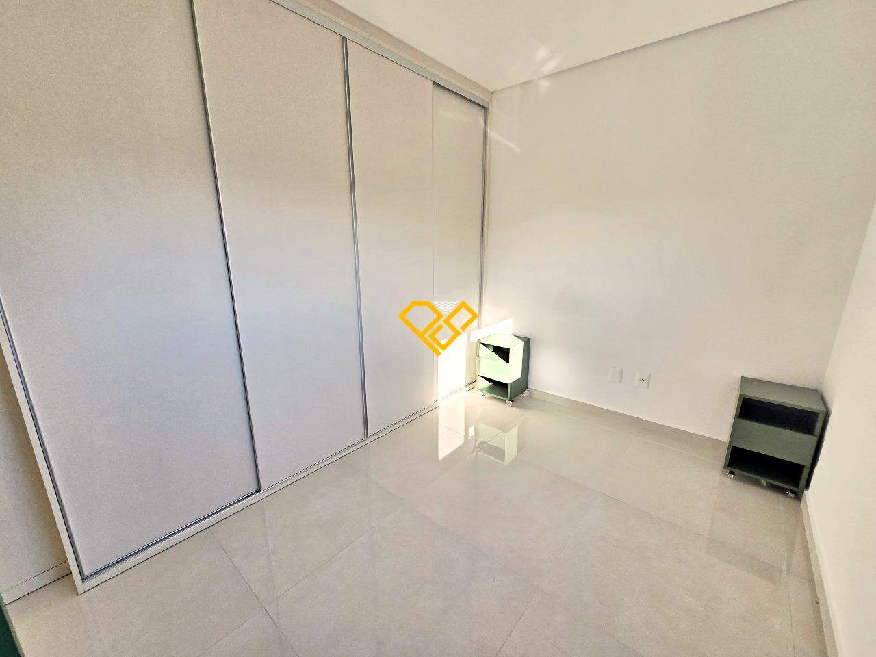 Apartamento para aluguel no Ponta da Praia: Dormitório