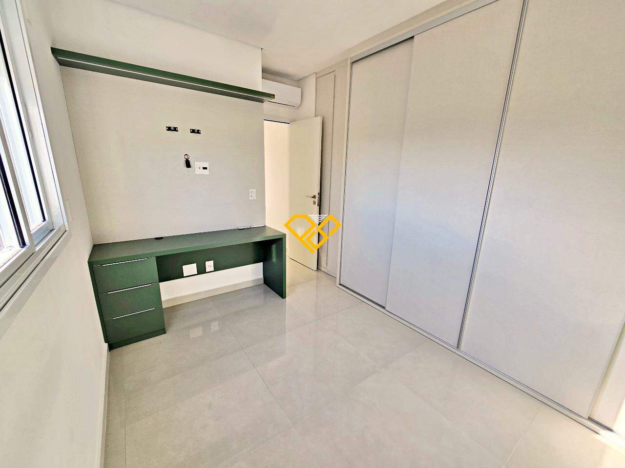 Apartamento para aluguel no Ponta da Praia: Dormitório