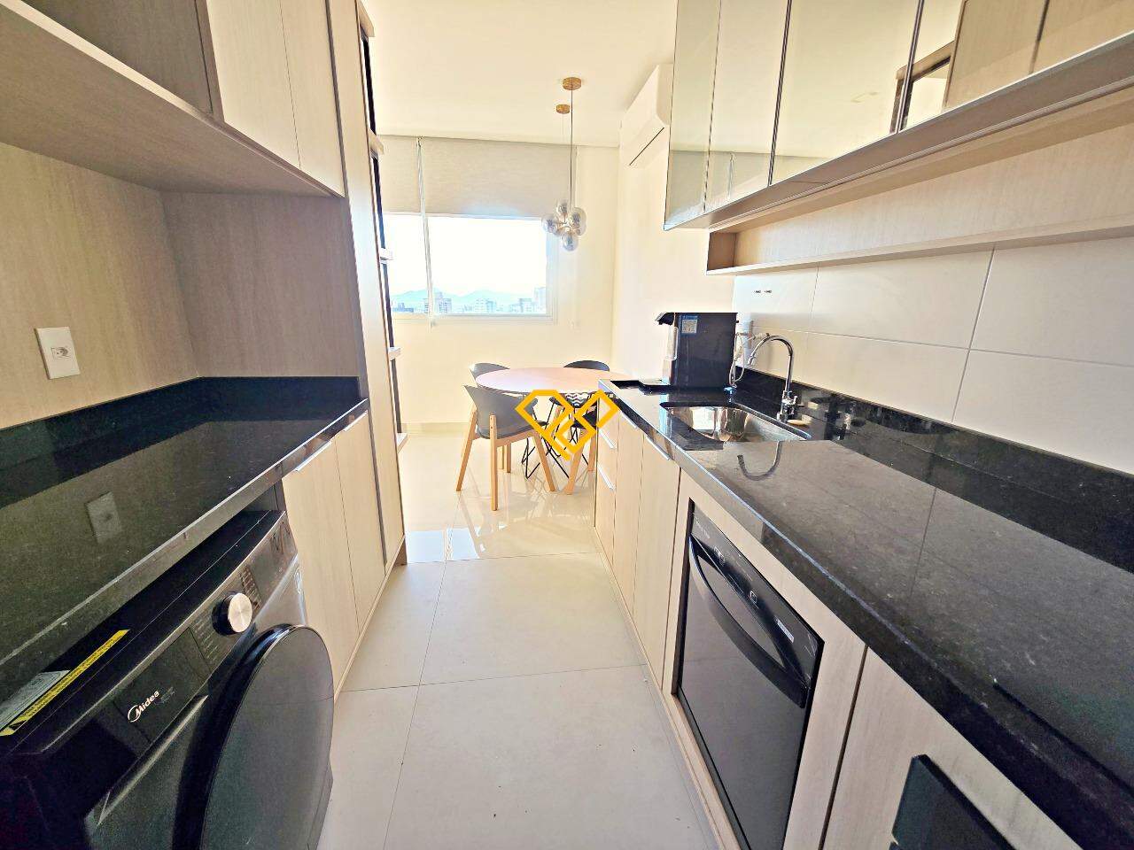 Apartamento para aluguel no Ponta da Praia: Cozinha
