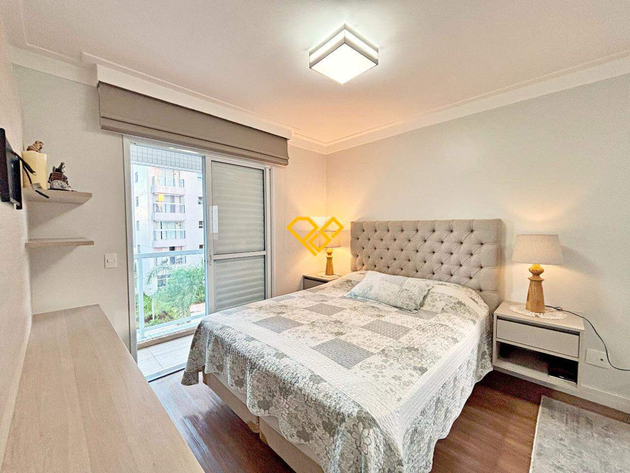 Apartamento à venda no Ponta da Praia: Dormitório 1 - suíte