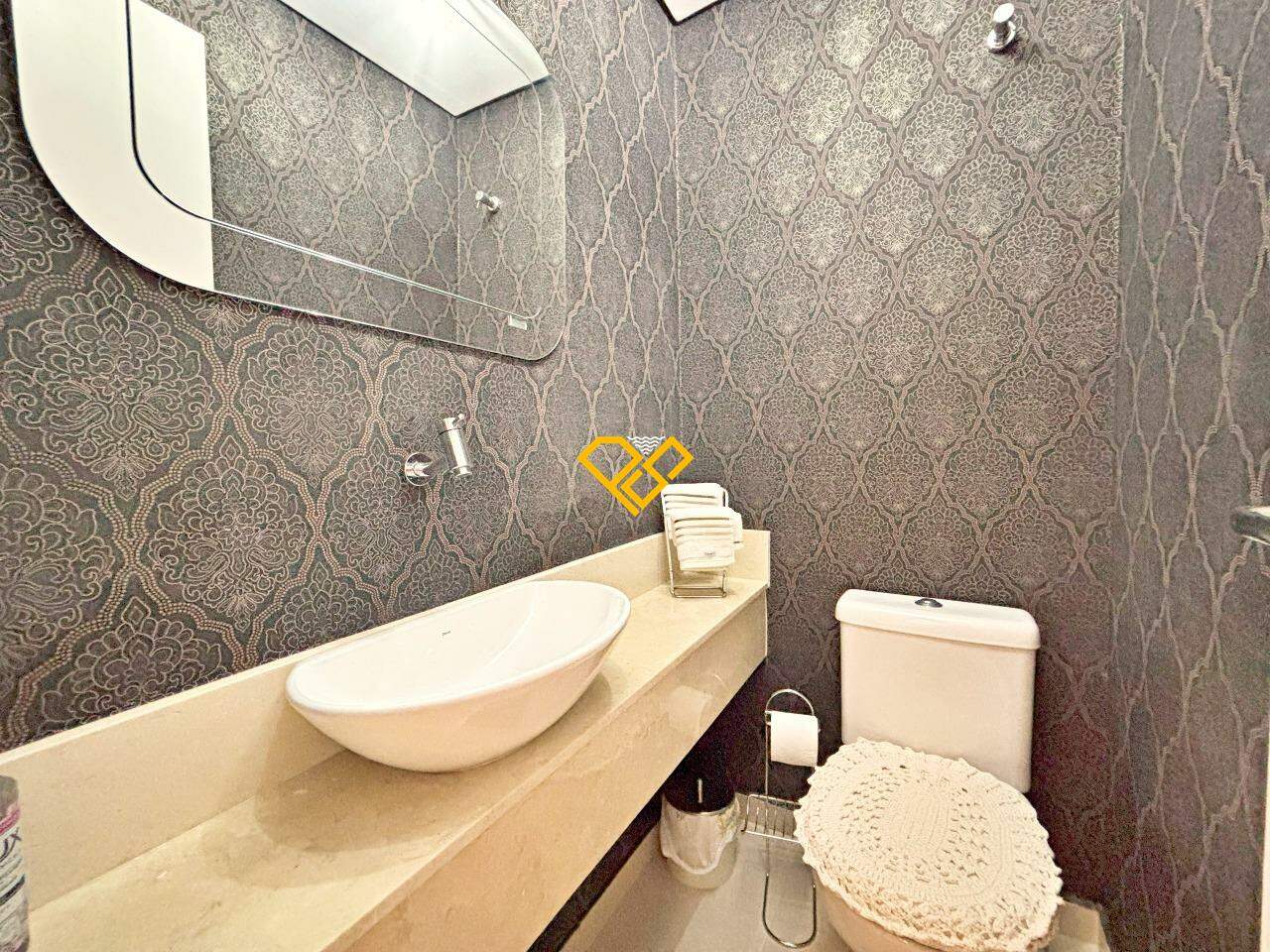 Apartamento à venda no Ponta da Praia: Lavabo