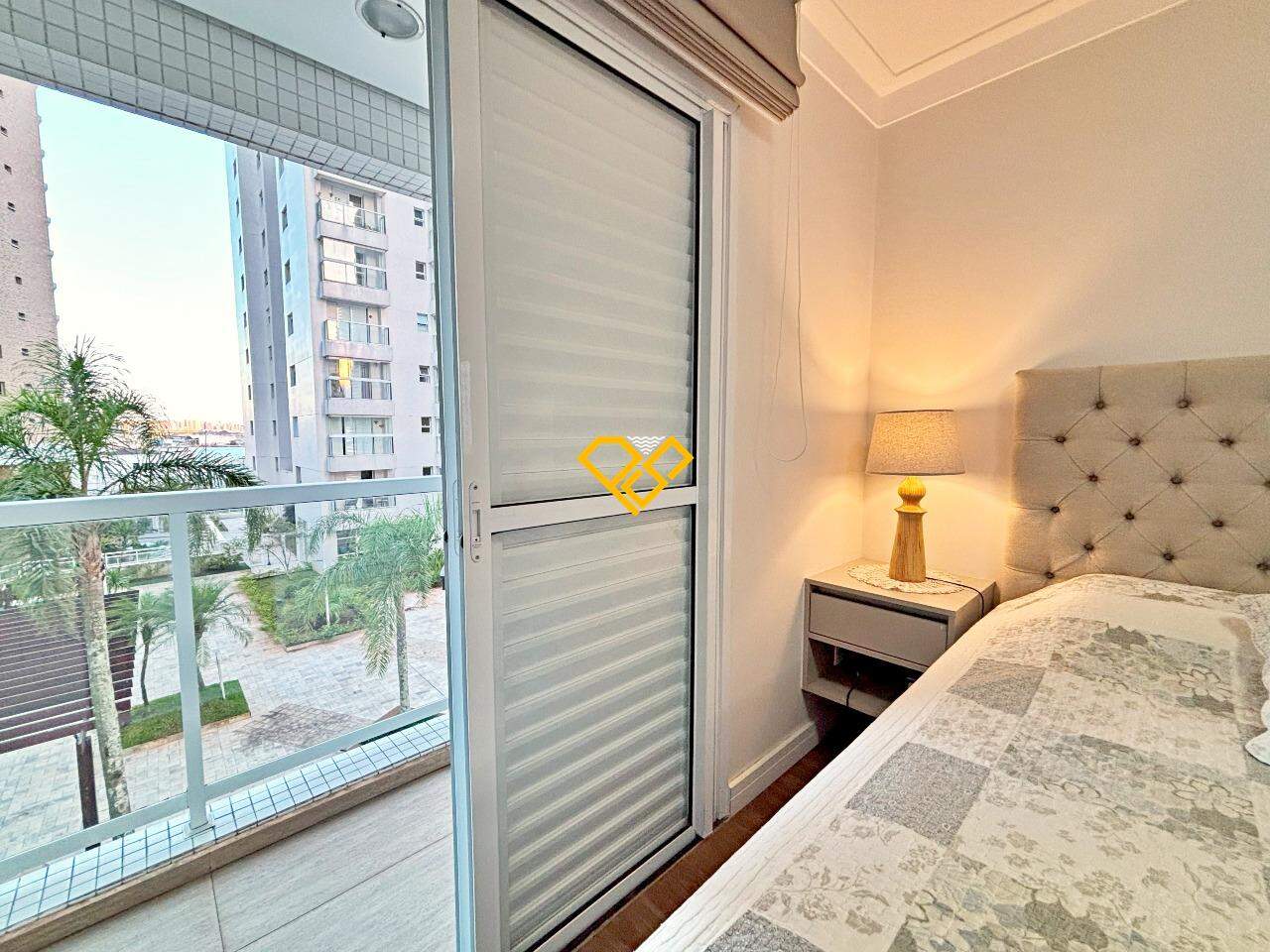 Apartamento à venda no Ponta da Praia: Dormitório 1 - suíte