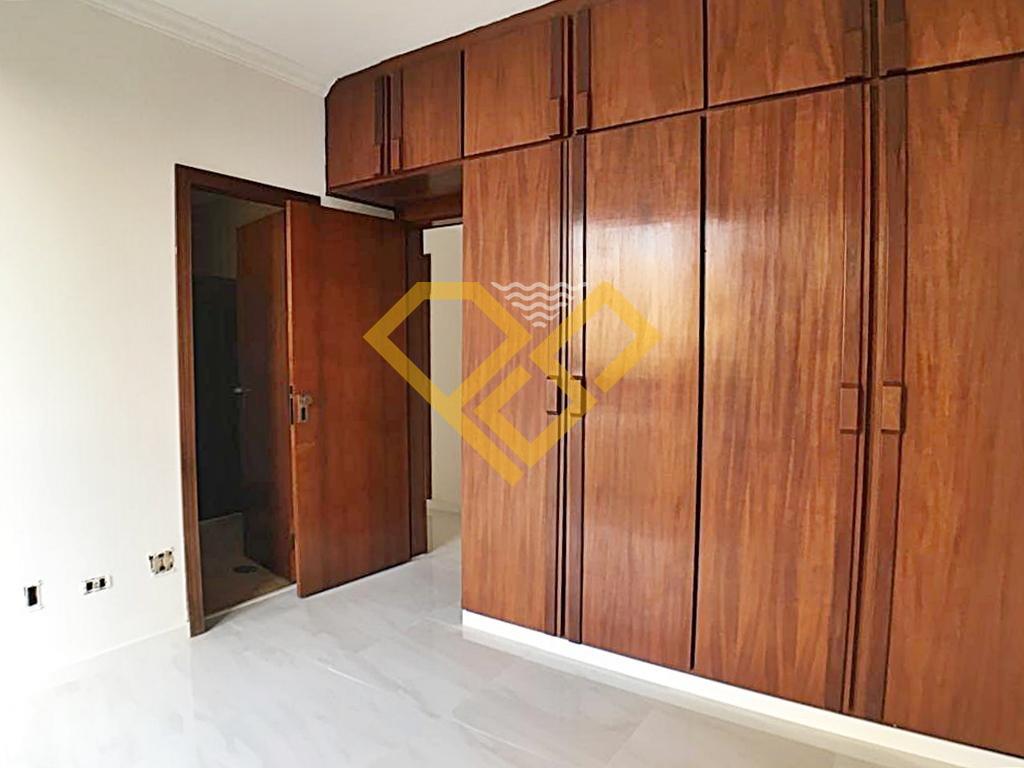 Apartamento à venda no Embaré: 