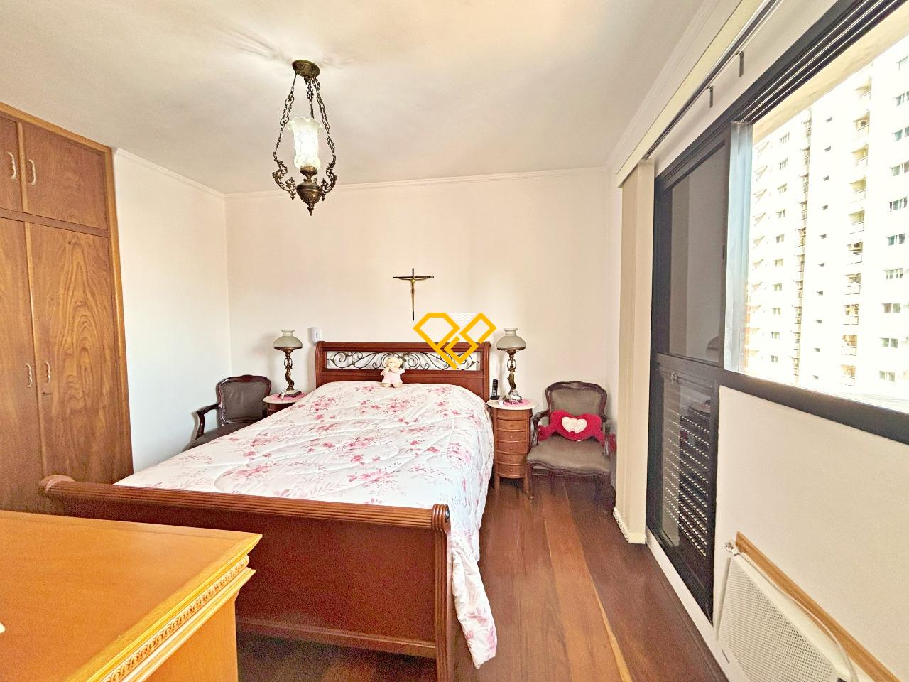 Apartamento à venda no Embaré: Dormitório 1 - suíte